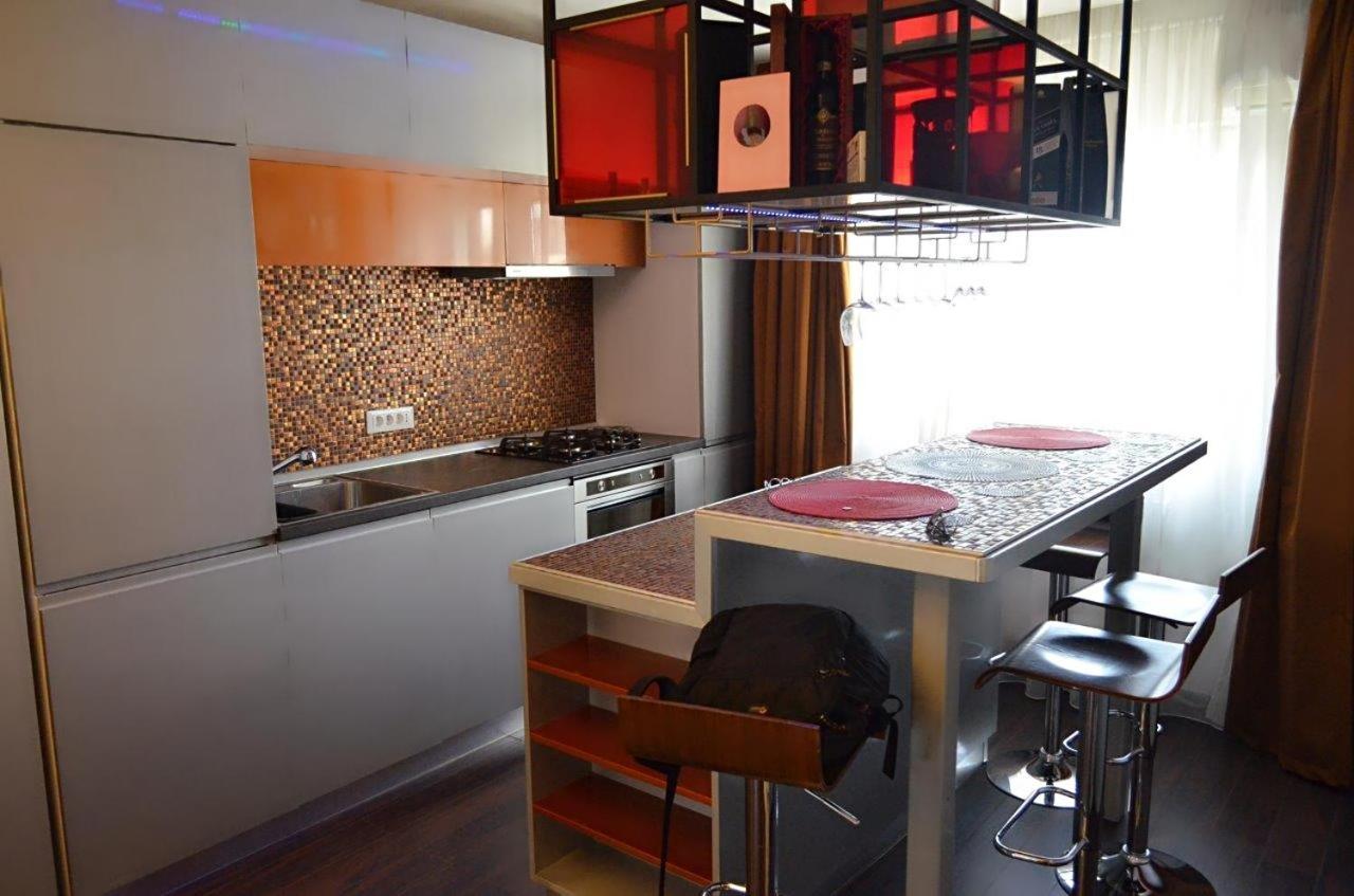 Apartament Confort Panu Apartment Bucureşti Ngoại thất bức ảnh
